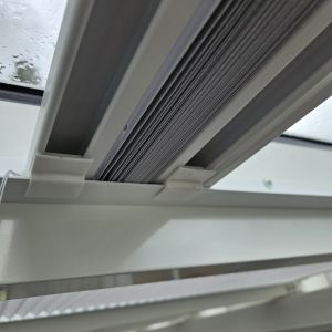 BS kattokaihdin suljettuna