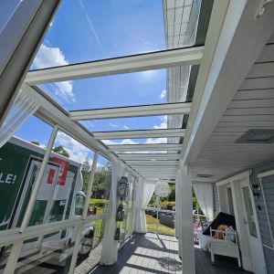 Kattokaihtimet terassille